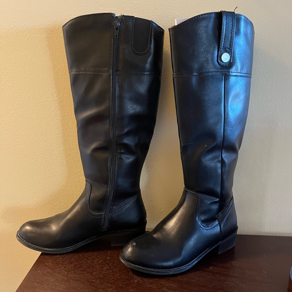 Black Knee-High Boots. Worn 2x, too small